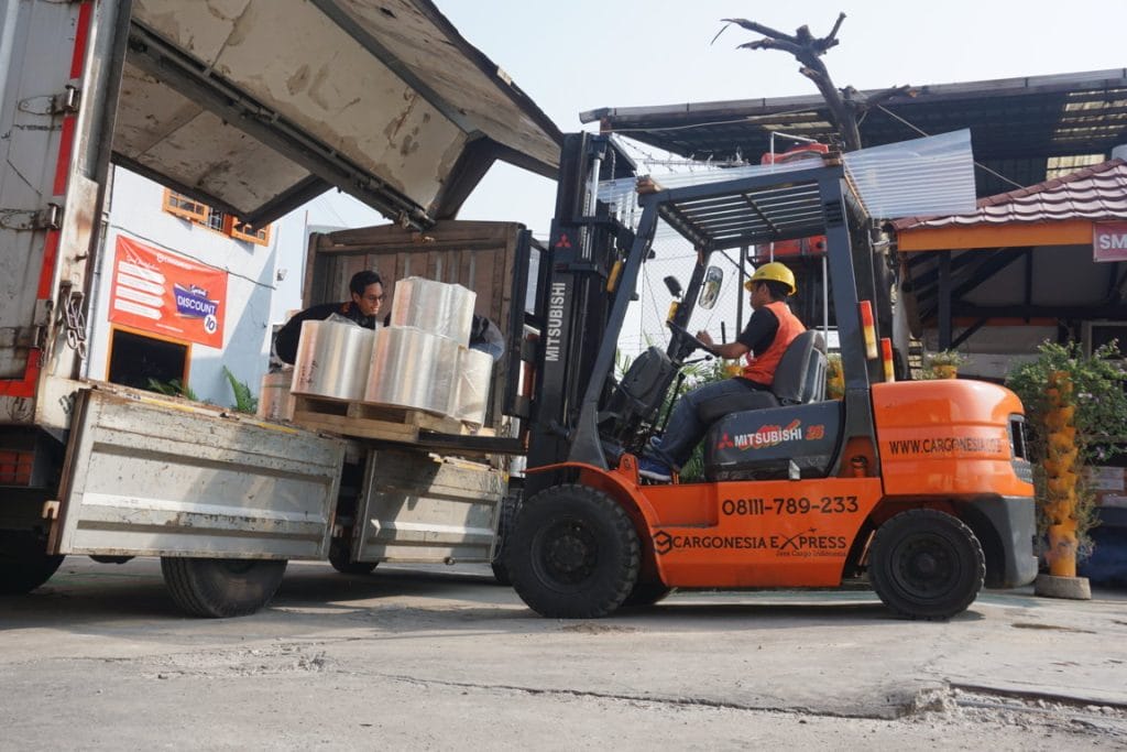 Jasa Pengiriman Mobil